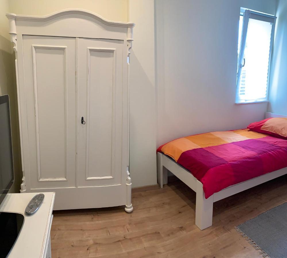 Die Senfbude - Wunderschoene Apartments Fuer 4 Personen Mit Terrasse & Stellplatz Лайпциг Екстериор снимка